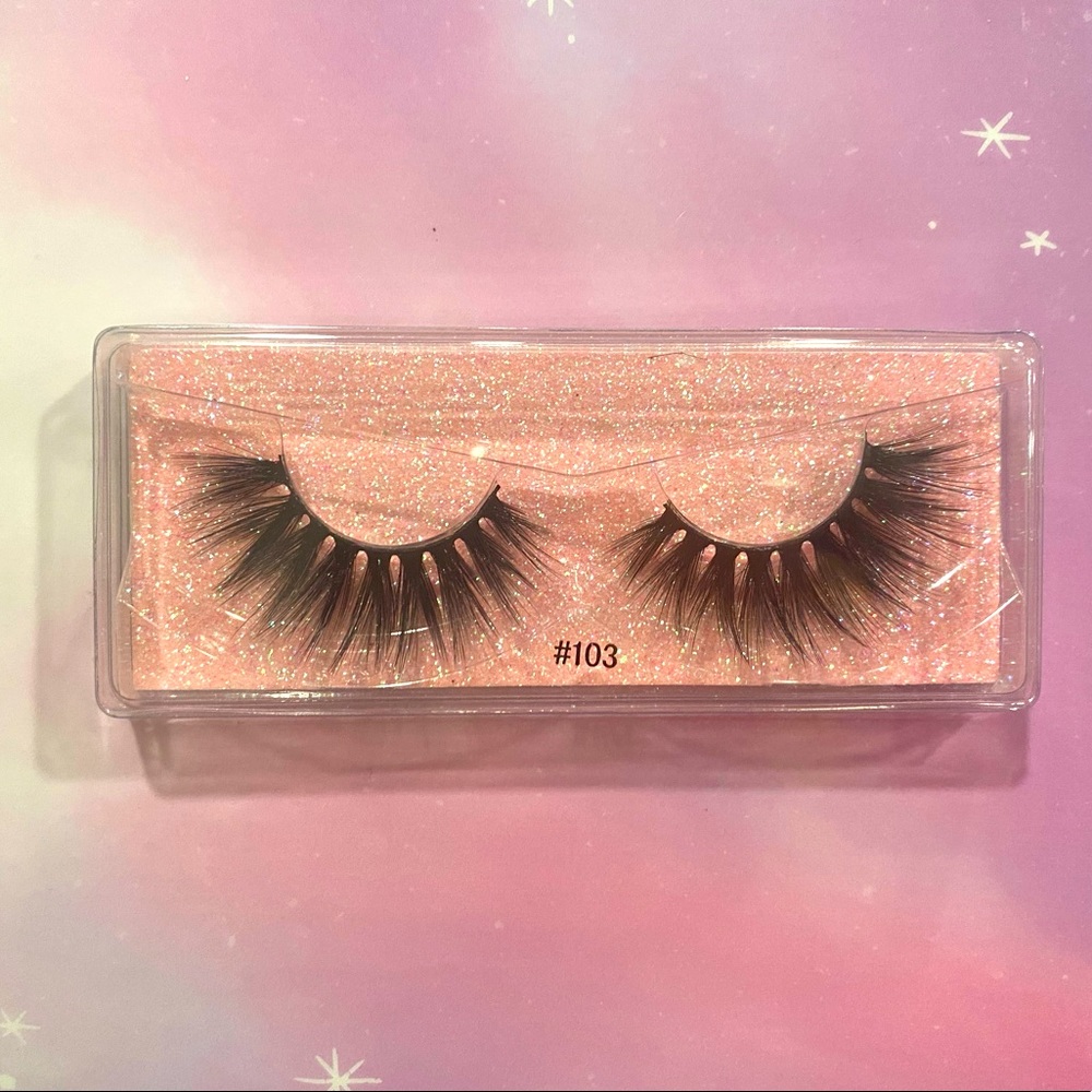 Eyelashes - Picture 2 of 2
